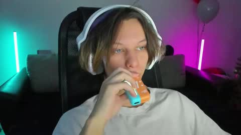 Ostin online show from January 11, 2026, 1:16 pm