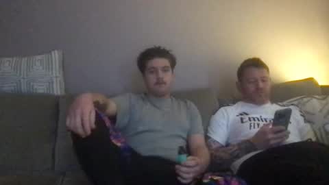 otter_and_another online show from April 19, 2026, 2:11 am