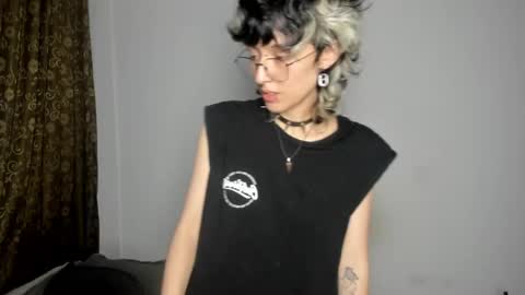 Otto 3 online show from February 16, 2025, 2:20 am