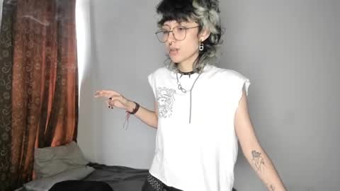 Otto 3 online show from February 22, 2025, 7:14 pm