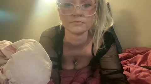 outback_goddess_ online show from May 30, 2026, 12:35 pm