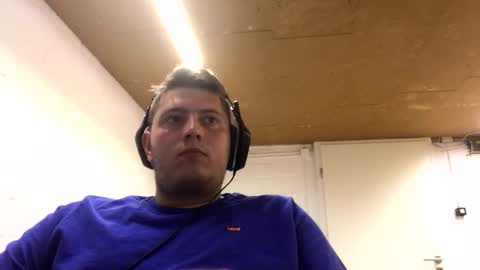 outflayd online show from October 22, 2025, 12:05 pm