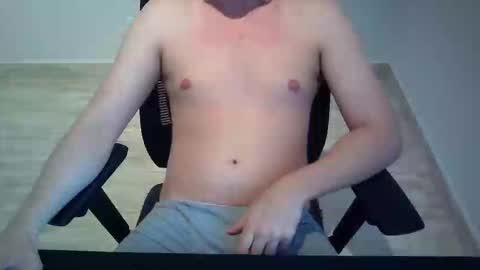 Snapshot of outroemail1807 chatting on February 20, 2026, 6:19 pm outroemail1807 online show from February 20, 2026, 6:19 pm