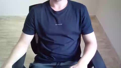 Snapshot of outroemail1807 chatting on March 19, 2026, 6:56 pm outroemail1807 online show from March 19, 2026, 6:56 pm