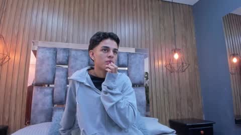 Owen Johnson online show from December 15, 2025, 11:58 am