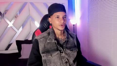 Snapshot of owen_blaze3 chatting on May 21, 2026, 3:24 am owen blaze online show from May 21, 2026, 3:24 am