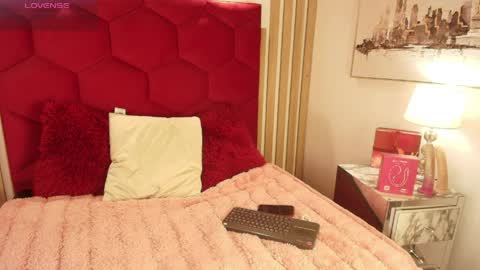 Owen online show from April 3, 2026, 4:21 am