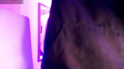 Owen online show from July 29, 2026, 3:04 am