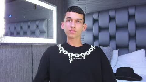 Snapshot of owen_stone1 chatting on February 20, 2025, 5:12 am owen_stone1 online show from February 20, 2025, 5:12 am