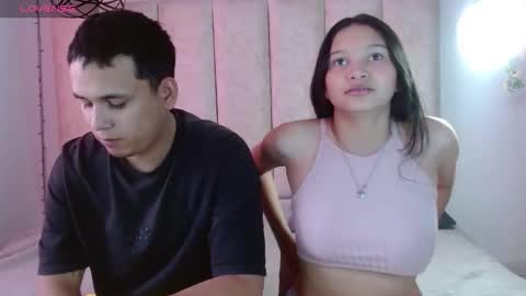 Snapshot of owenandrosecs chatting on September 28, 2025, 6:57 pm Owen and Rose online show from September 28, 2025, 6:57 pm