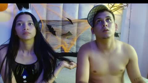 Snapshot of owenandrosecs chatting on October 28, 2025, 8:55 pm Owen and Rose online show from October 28, 2025, 8:55 pm