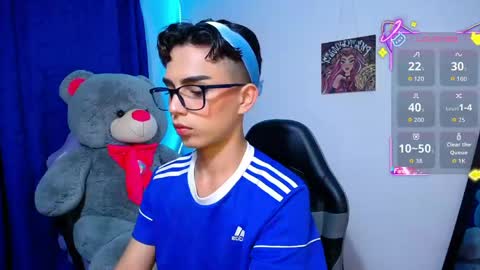 Snapshot of owenblue__ chatting on May 21, 2026, 9:16 am Owen Independent model online show from May 21, 2026, 9:16 am