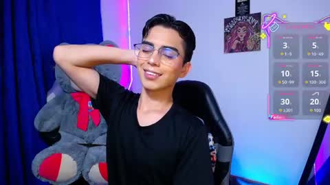 Owen  Independent model  online show from June 21, 2026, 6:27 am