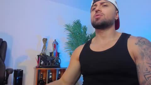 Maximus Owen online show from October 24, 2025, 11:12 pm