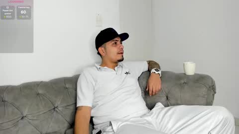 O W E N - S T O N E online show from September 18, 2025, 3:52 am