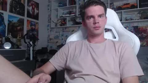 Mike online show from September 28, 2025, 11:04 am