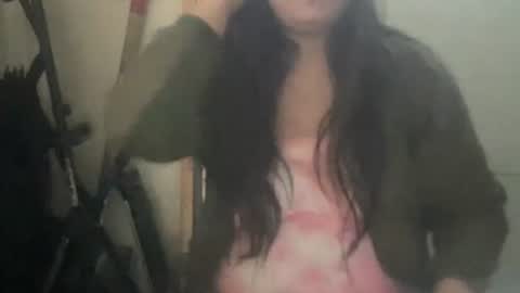 Snapshot of oxovickyoxo chatting on October 19, 2025, 1:23 pm oxovickyoxo online show from October 19, 2025, 1:23 pm