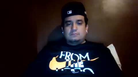 ozlo online show from October 16, 2025, 8:59 am