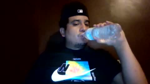 ozlo online show from October 22, 2025, 9:03 pm