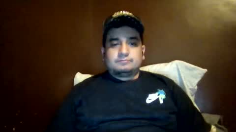 Snapshot of ozlo chatting on March 11, 2026, 7:25 am ozlo online show from March 11, 2026, 7:25 am
