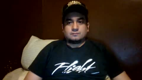 Snapshot of ozlo chatting on March 24, 2026, 8:25 pm ozlo online show from March 24, 2026, 8:25 pm