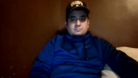 Snapshot of ozlo chatting on April 21, 2026, 7:03 am ozlo online show from April 21, 2026, 7:03 am
