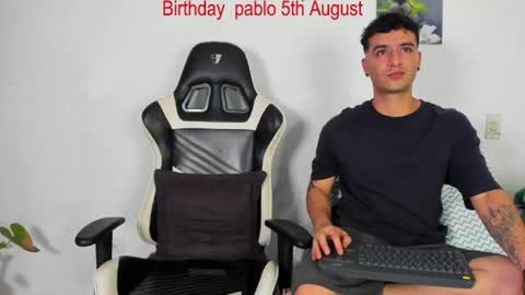 Snapshot of p_jhon chatting on July 6, 2026, 2:41 am P online show from July 6, 2026, 2:41 am