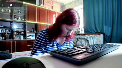 Ella online show from February 3, 2025, 11:31 am