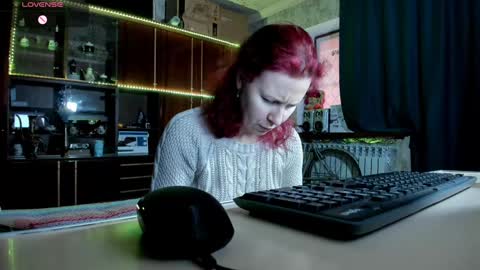 Ella online show from February 6, 2025, 1:10 pm