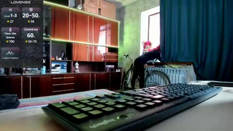 Ella online show from February 22, 2025, 10:29 am