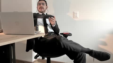 pablo rincon95 online show from December 28, 2024, 4:52 pm