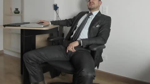 pablo rincon95 online show from February 3, 2025, 10:54 pm