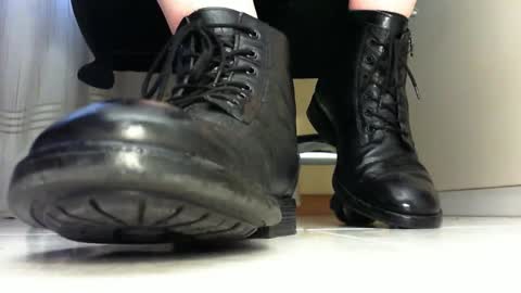 Pablo Meness online show from February 18, 2025, 4:16 pm