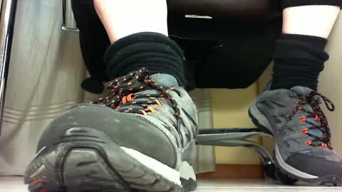 Pablo Meness online show from March 3, 2025, 6:44 pm