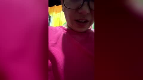 Snapshot of padpadthai chatting on April 12, 2026, 7:30 pm padpadthai online show from April 12, 2026, 7:30 pm