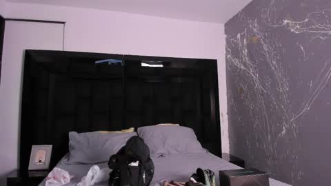 Paige online show from February 22, 2025, 4:40 am