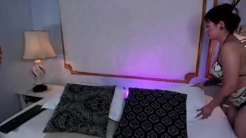 PaIIgePeach online show from February 25, 2025, 11:08 am