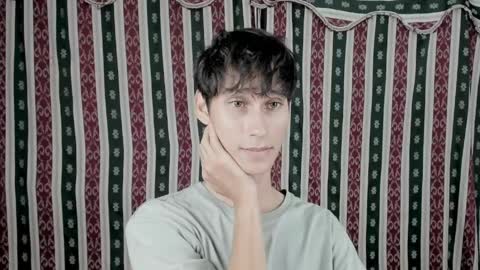 Snapshot of paimon_goetia chatting on June 2, 2026, 1:18 am Alexander Grigori online show from June 2, 2026, 1:18 am