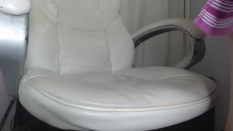 paiperhalliwey online show from March 9, 2025, 12:20 pm