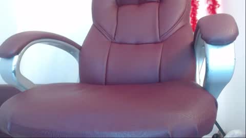 paiperhalliwey online show from February 10, 2026, 6:23 pm