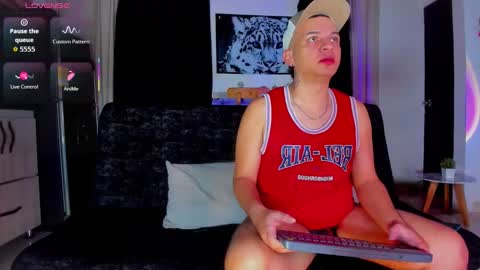 LIAN AND JACK online show from March 1, 2026, 6:59 am