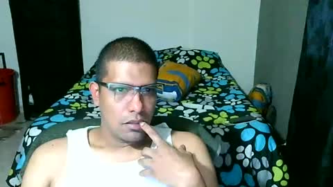 Snapshot of paisita89100 chatting on August 3, 2026, 1:26 am paisita89100 online show from August 3, 2026, 1:26 am