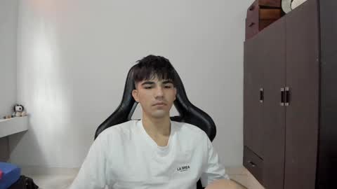 pakun_ online show from December 23, 2024, 3:12 pm