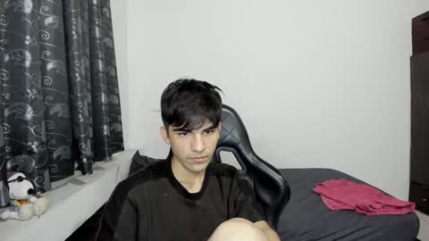 pakun_ online show from January 11, 2025, 12:33 am