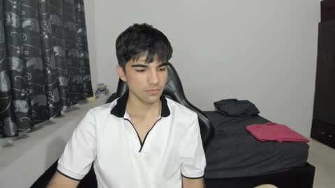 pakun_ online show from March 2, 2025, 11:31 pm