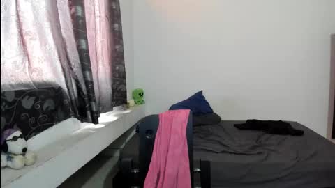 pakun_ online show from September 22, 2025, 5:15 pm