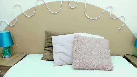 P A L M E R  online show from February 12, 2025, 12:37 am