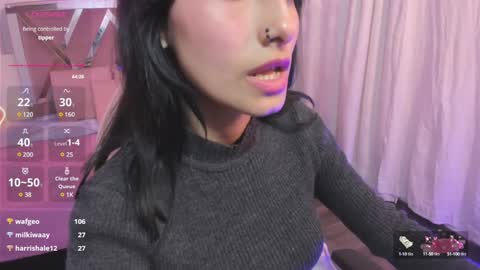 palmerfox_tay online show from January 17, 2025, 5:08 pm