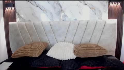 You can call me Mommy Goddess Queen online show from February 16, 2026, 3:57 am