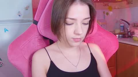 Snapshot of pambeeslyy chatting on June 4, 2026, 11:38 am Pam online show from June 4, 2026, 11:38 am